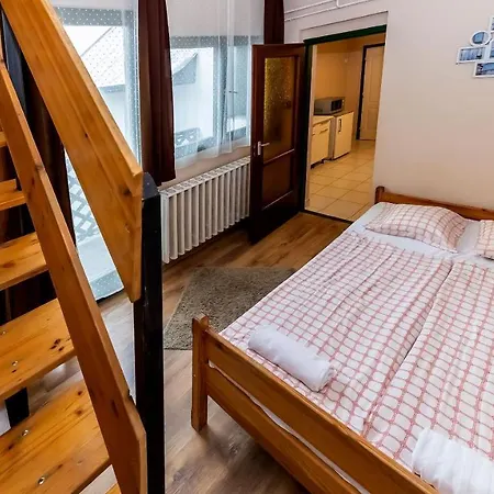 B&B Csillagtura Panzio Eger