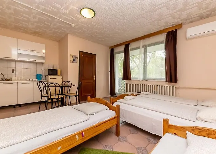 Csillagtura Panzio Bed & Breakfast