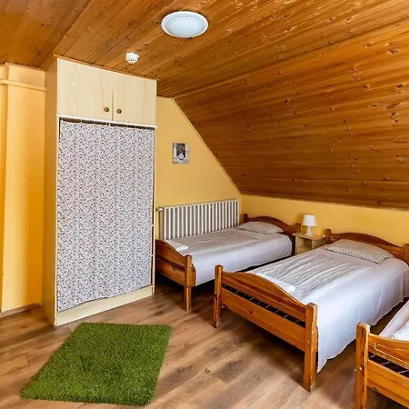 Csillagtura Panzio Bed & Breakfast 3*