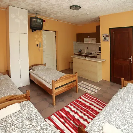 Csillagtura Panzio Bed & Breakfast Eger