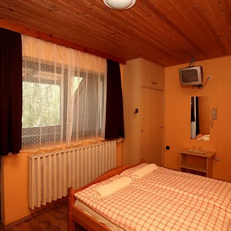 Csillagtura Panzio 3* Eger
