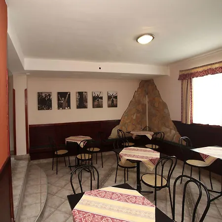 Csillagtura Panzio 3* Erlau